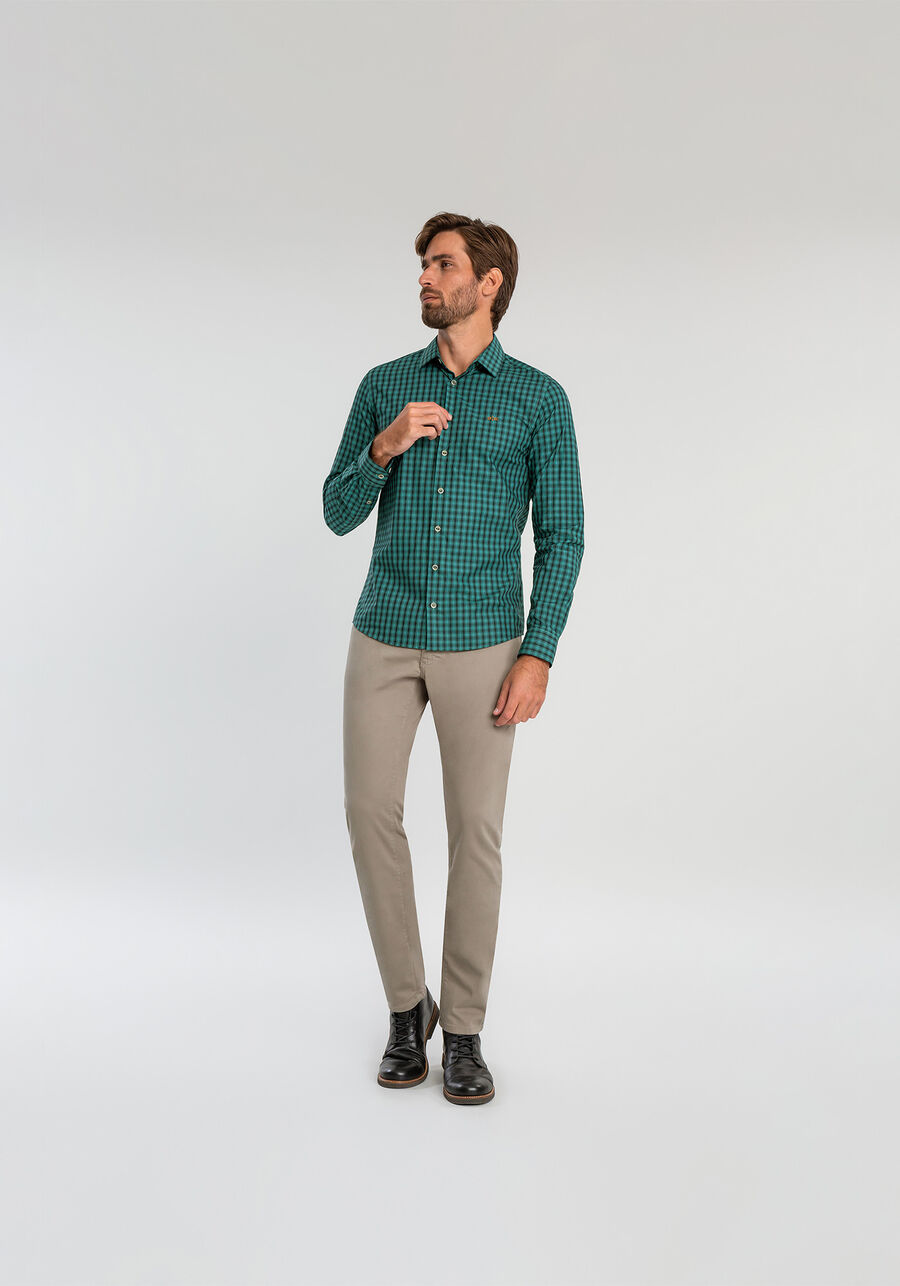 Modelo de desenho técnico de moda de camisa xadrez verde cortada de manga  comprida